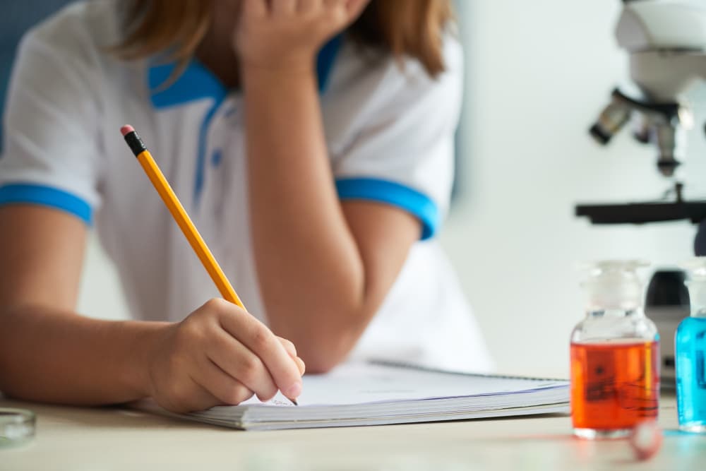 Jak przetrwać egzaminy końcowe? Maksimum efektów, minimum stresu